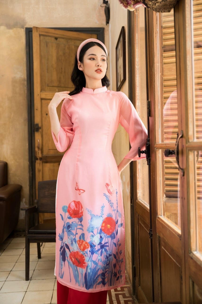Buy Ao Dai Men and Women Vietnamese Traditional Dress With Bird and Flower  Details Online in India 