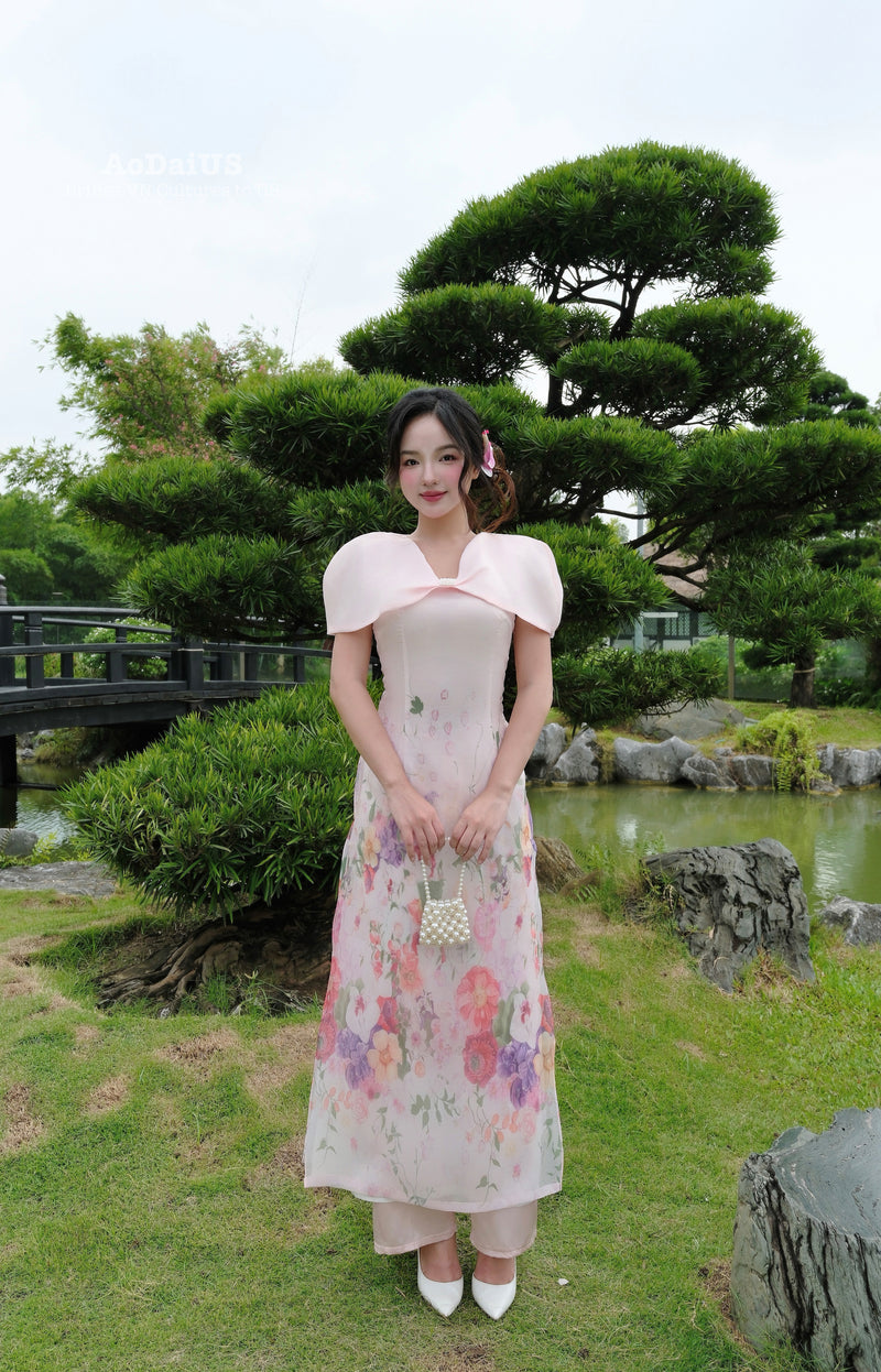 Blush Elegance Modern Vietnamese Ao Dai No Pants B17