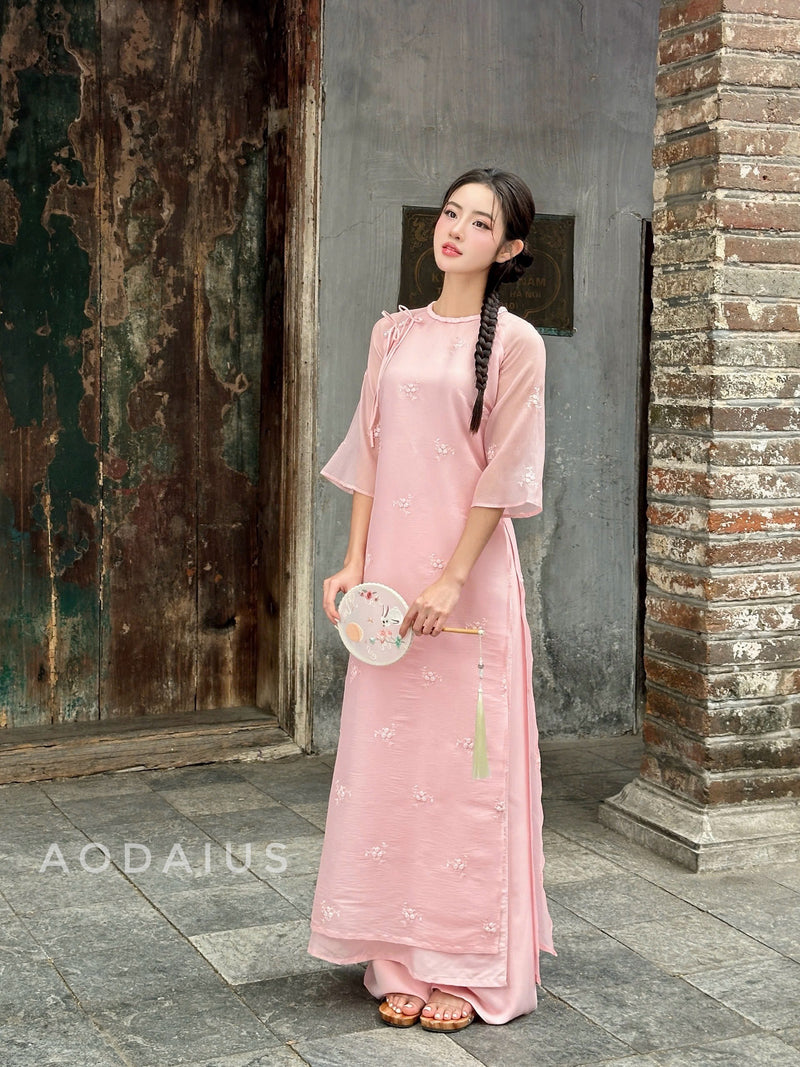 White\Pink Floral Embroidered  Modern Vietnamese Ao Dai Set | Bridesmaid Ao Dai Dress