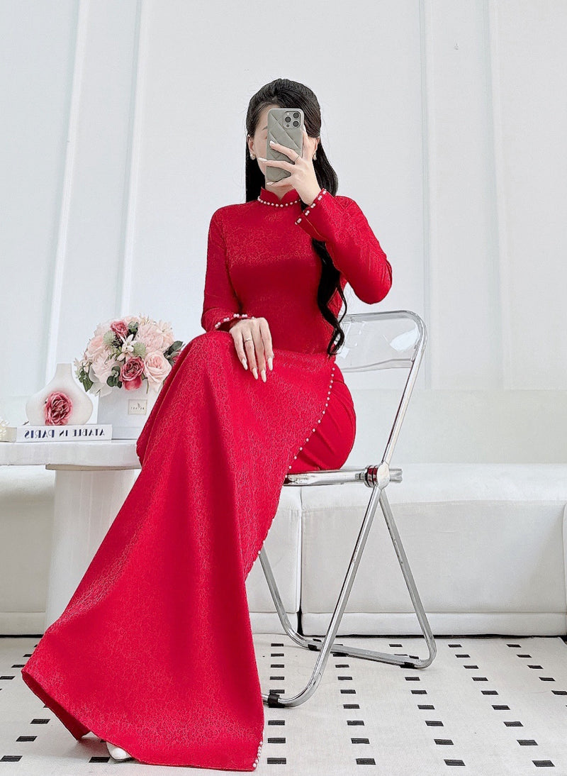 Red Gam Ao Dai with Imperial Floral Pattern and Beaded Pearls Set | Áo dài Gấm đỏ họa tiết hoa đính hạt ngọc