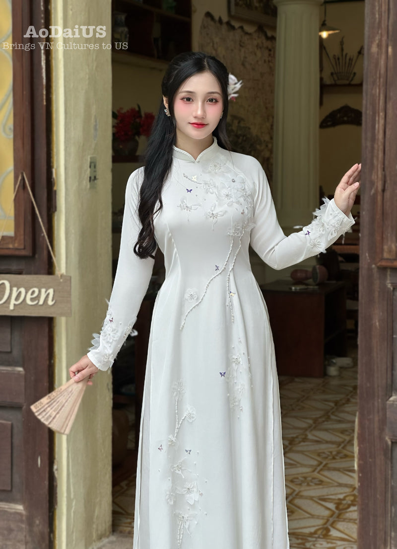White Serenity with Butterflies Bridal Vietnamese Ao Dai Set