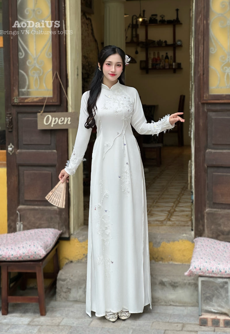 White Serenity with Butterflies Bridal Vietnamese Ao Dai Set