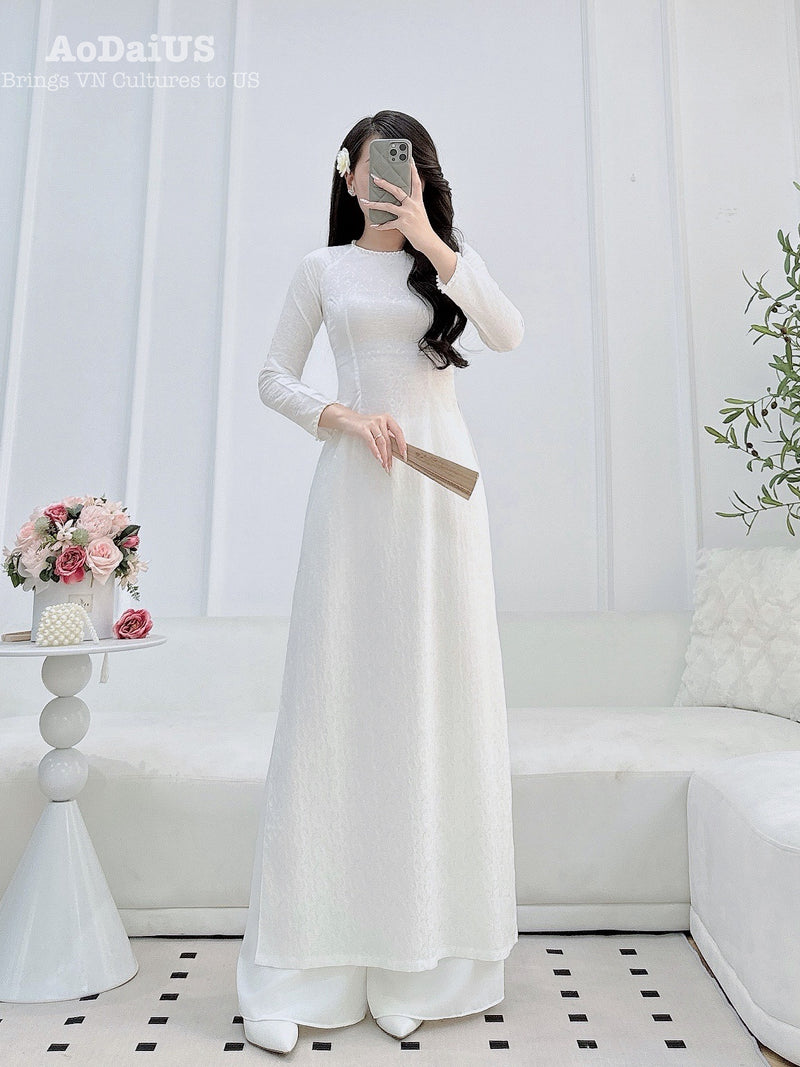 Bianca Traditional Vietnamese Ao Dai with Pearls No Pants D11