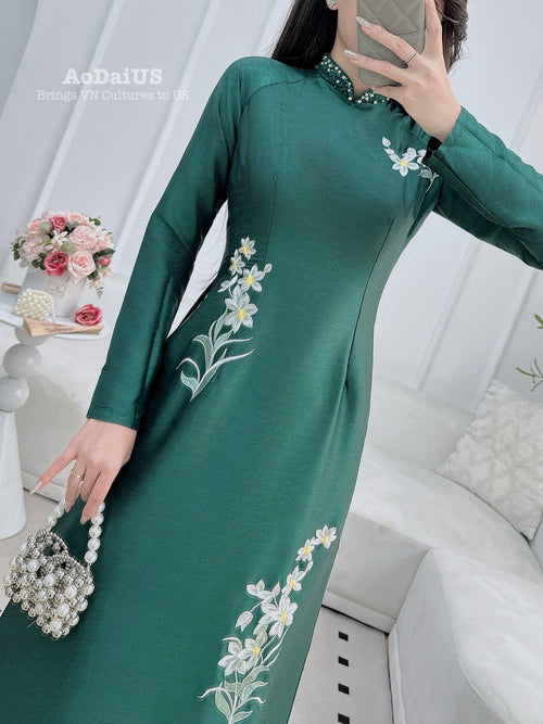 Tra Giang Floral Traditional Vietnamese Ao Dai No Pants with Beading Crystals | Áo Dài Truyền Thống H11