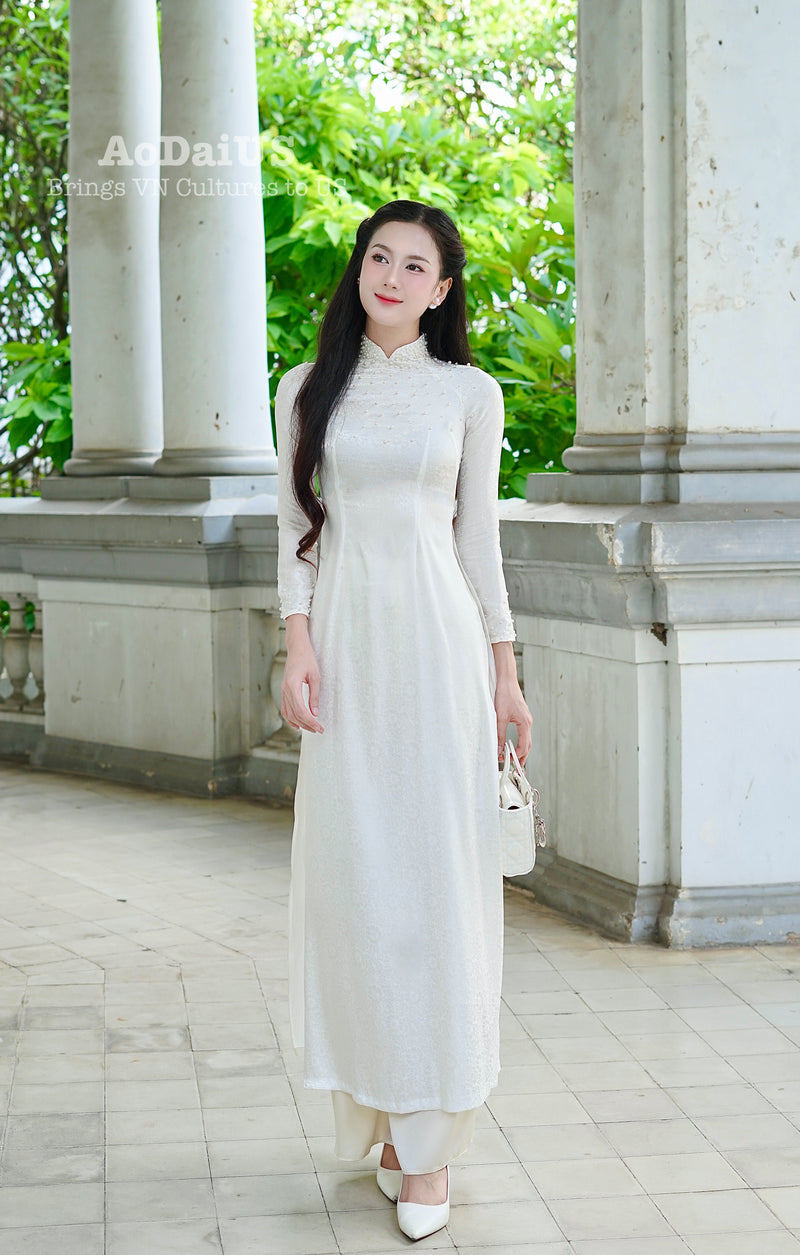 Ngoc Uyen Traditional Vietnamese Ao Dai No Pants I1