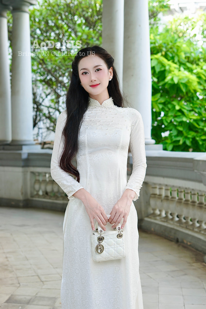 Ngoc Uyen Traditional Vietnamese Ao Dai No Pants I1