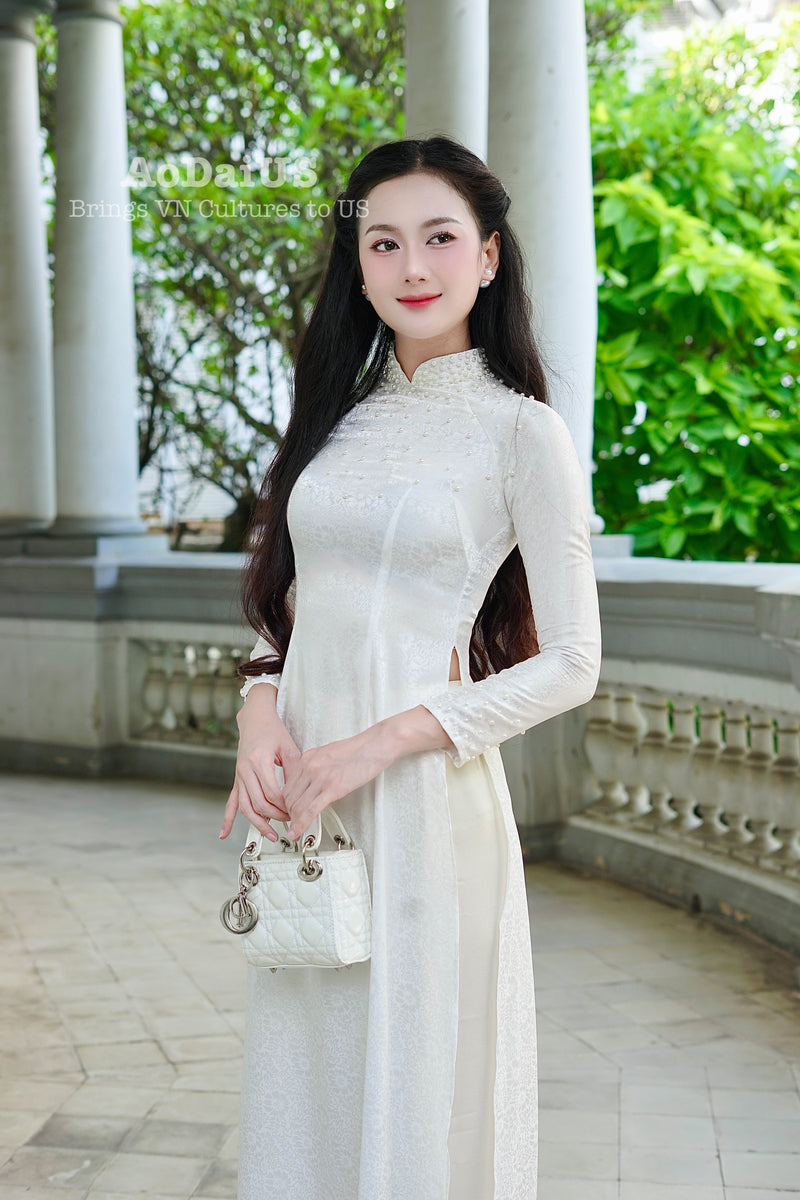 Ngoc Uyen Traditional Vietnamese Ao Dai No Pants I1