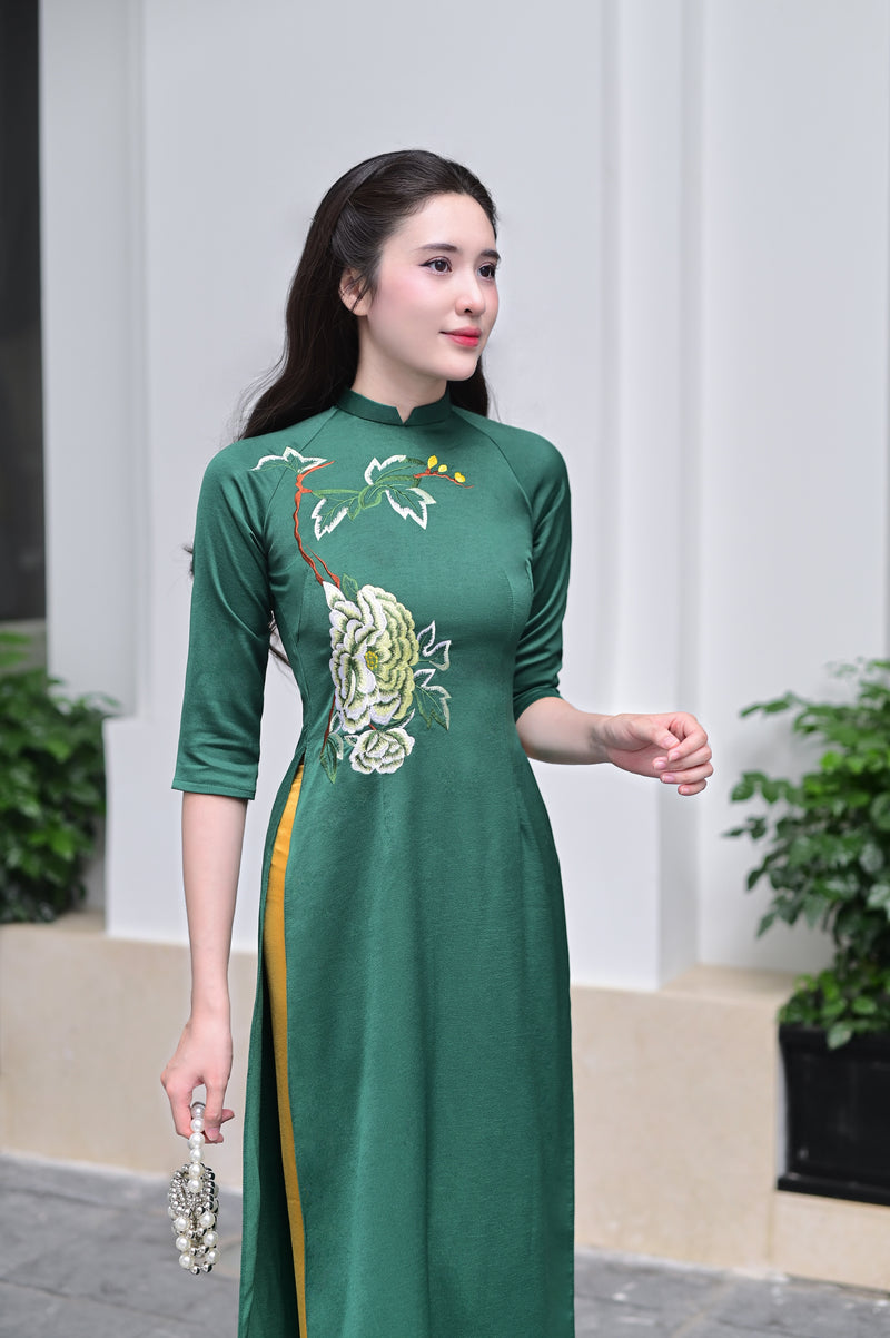 Green Vietnamese Ao Dai With Yellow Pants | Ao Dai Viet Nam | Áo Dài Truyền Thống C29