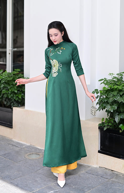 Green Vietnamese Ao Dai With Yellow Pants | Ao Dai Viet Nam | Áo Dài Truyền Thống C29