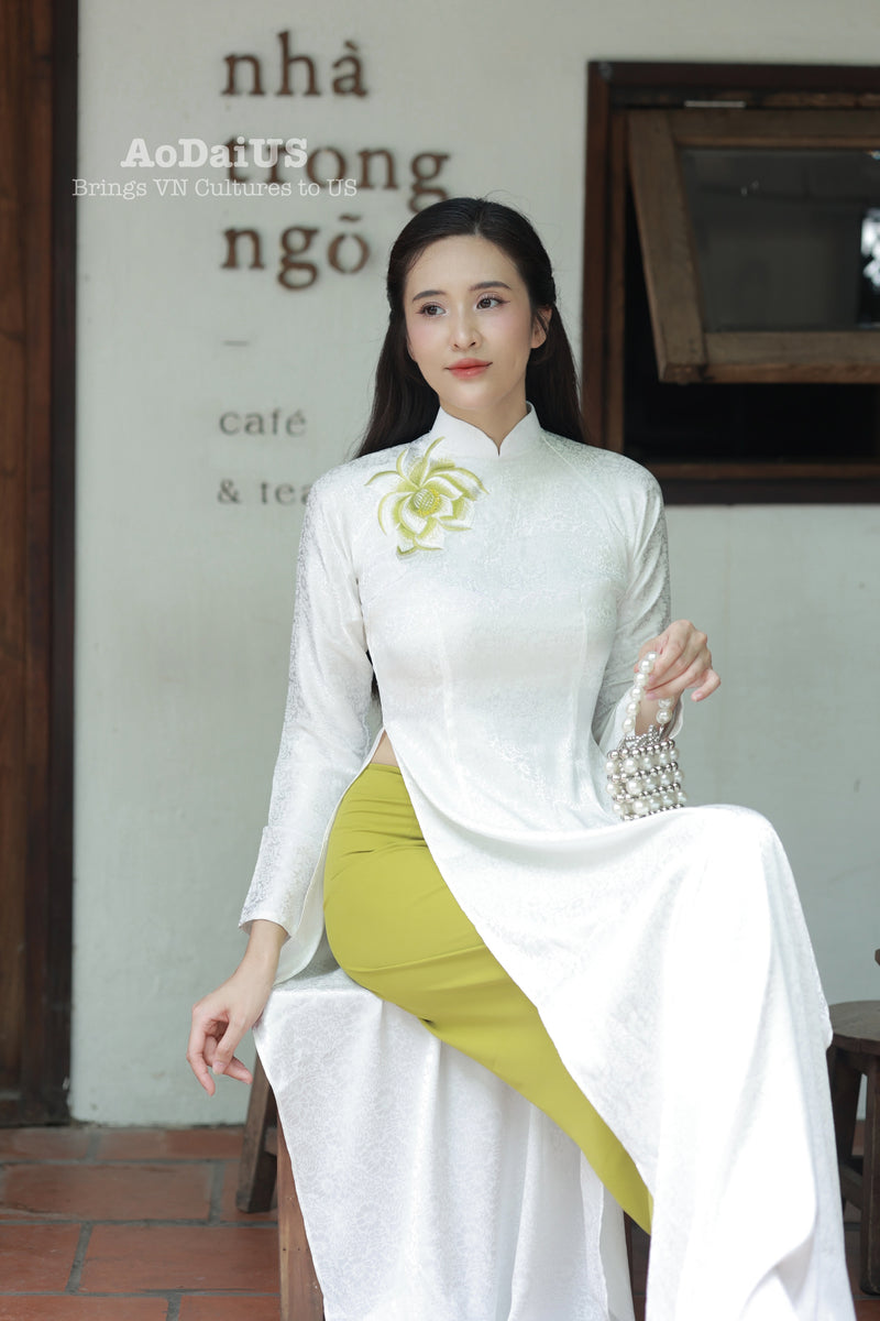 White Grace Lotus Ao Dai Vietnamese Traditional Ao Dai B29