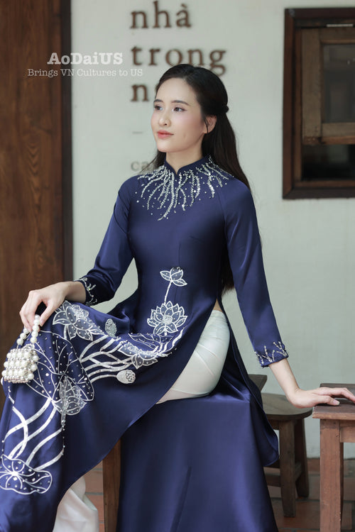 Moonlight Lotus Traditional Vietnamese Ao Dai No Pants A39