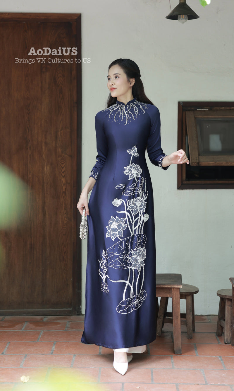 Moonlight Lotus Traditional Vietnamese Ao Dai No Pants A39
