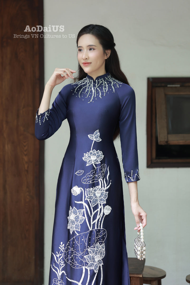 Moonlight Lotus Traditional Vietnamese Ao Dai No Pants A39