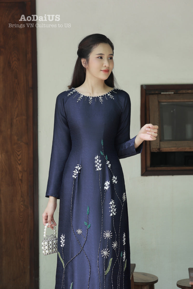 Navy Grace Traditional Vietnamese Ao Dai No Pants I11