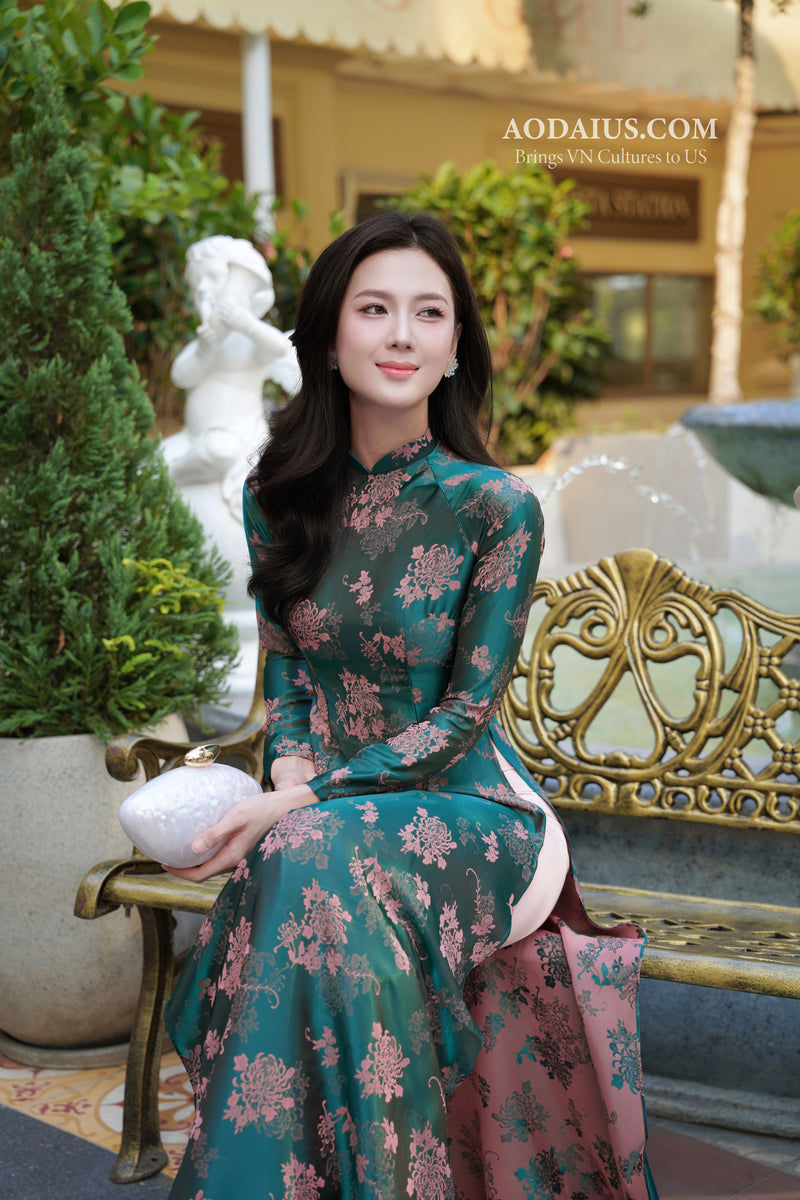 vietnamese traditional dress Green Floral Gam Ao Dai No Pants | The chiffon pants offer Monteau Los Angeles Dress Size-US:22 Under $1000
