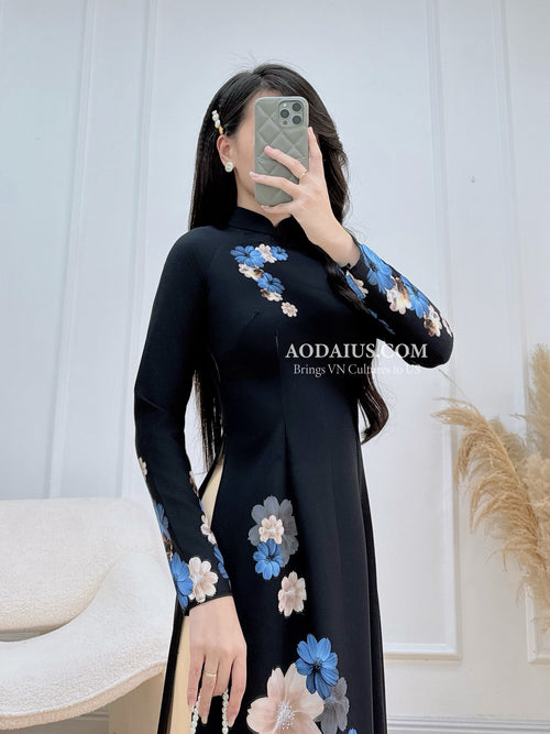 Black Daisy Elegance Vietnamese Traditional Ao Dai H14