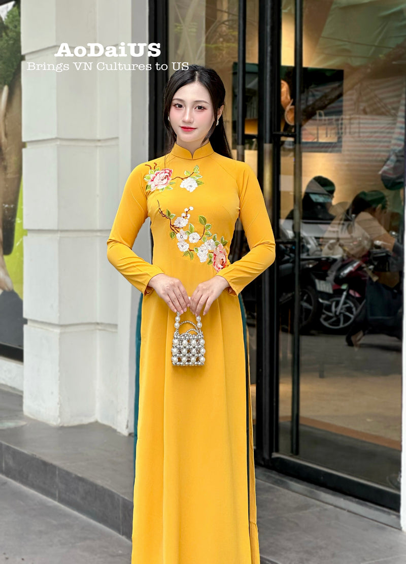 Flowers embroidered Yellow Ao Dai Set | Traditional Vietnamese Ao Dai H40