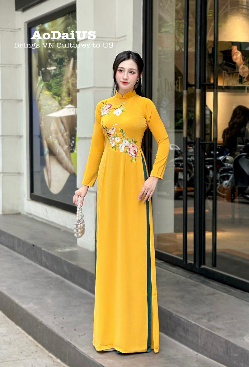 Flowers embroidered Yellow Ao Dai Set | Traditional Vietnamese Ao Dai H40
