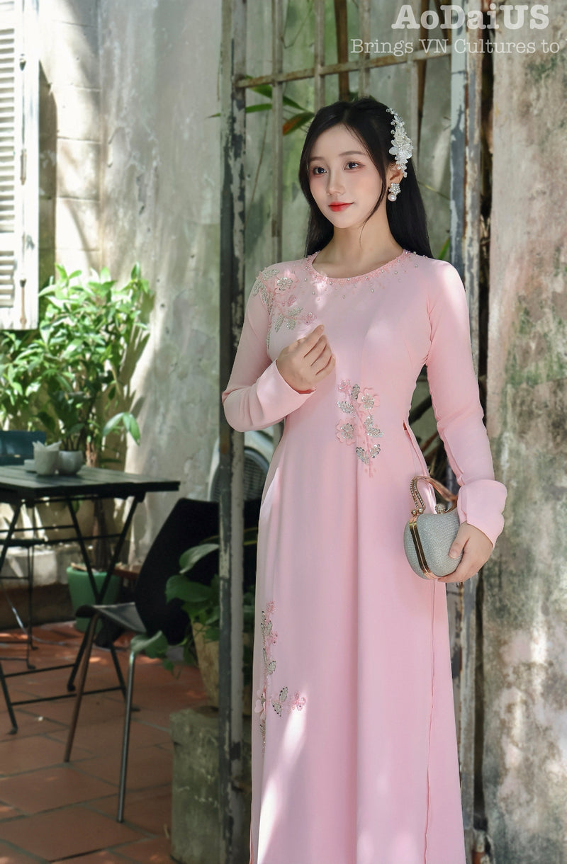 Hand-beaded 3D flowers and crystal Traditional Vietnamese Ao Dai