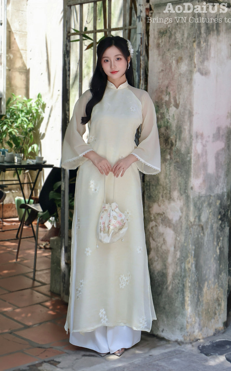 Light Yellow Modern Vietnamese Ao Dai | Áo Dài Hương Xuân Cách Tân