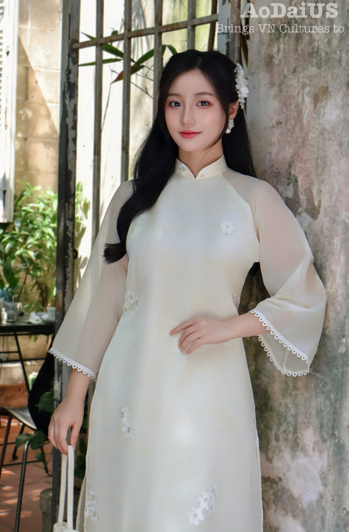 Light Yellow Modern Vietnamese Ao Dai | Áo Dài Hương Xuân Cách Tân