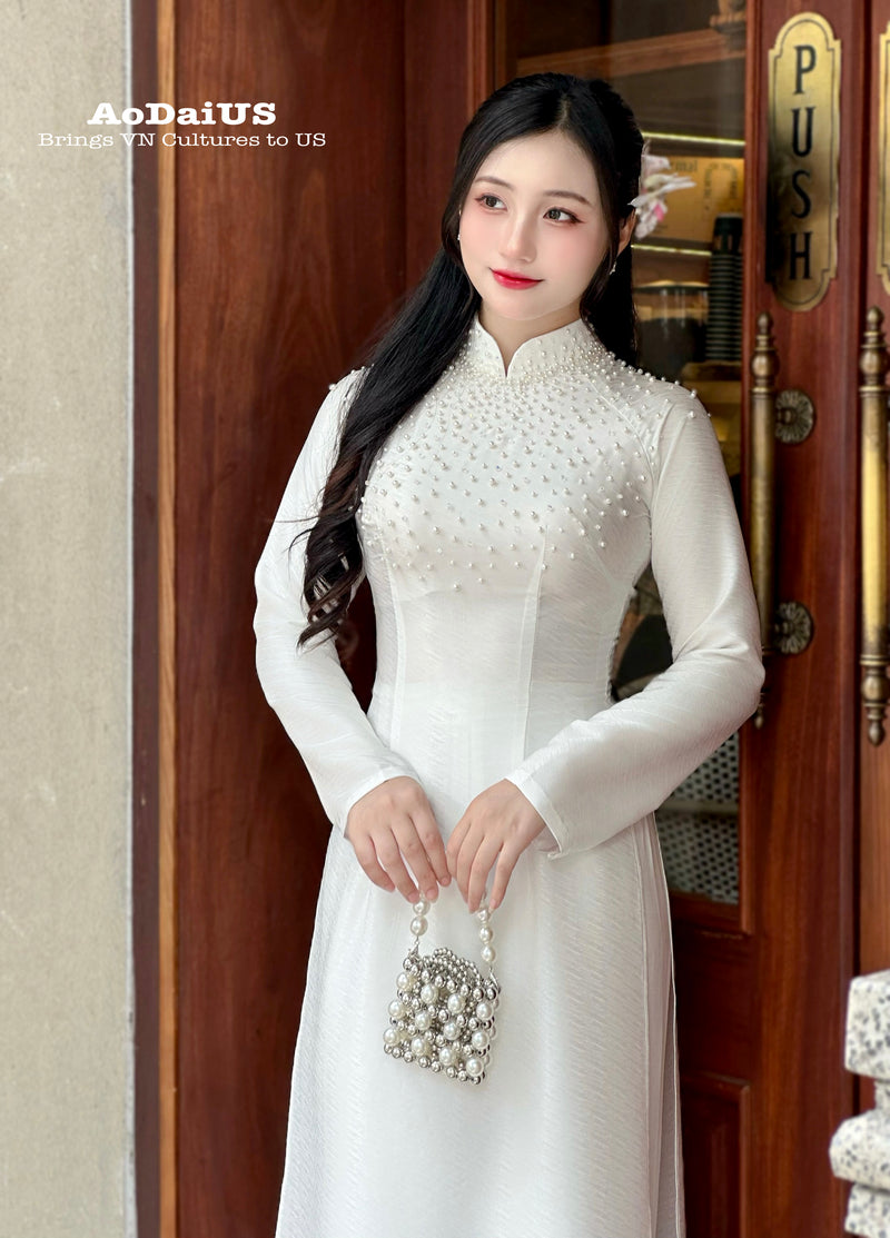 Elegant White Ao Dai featuring delicate Pearl Embellishments No Pants | Áo Dài Truyền Thống