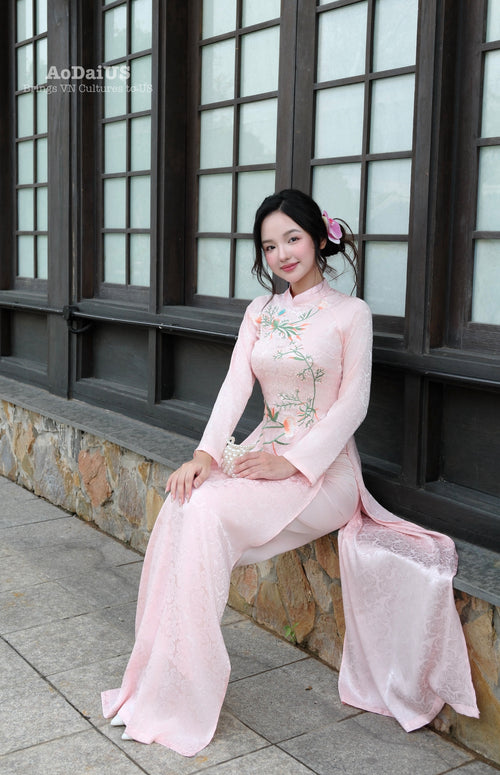 Graceful Pink Floral Embroidered Vietnamese Traditional Ao Dai Set B38