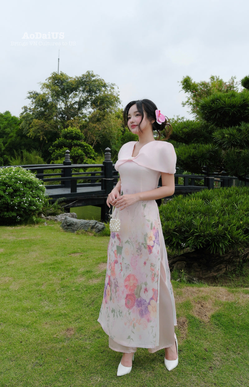 Blush Elegance Modern Vietnamese Ao Dai No Pants B17