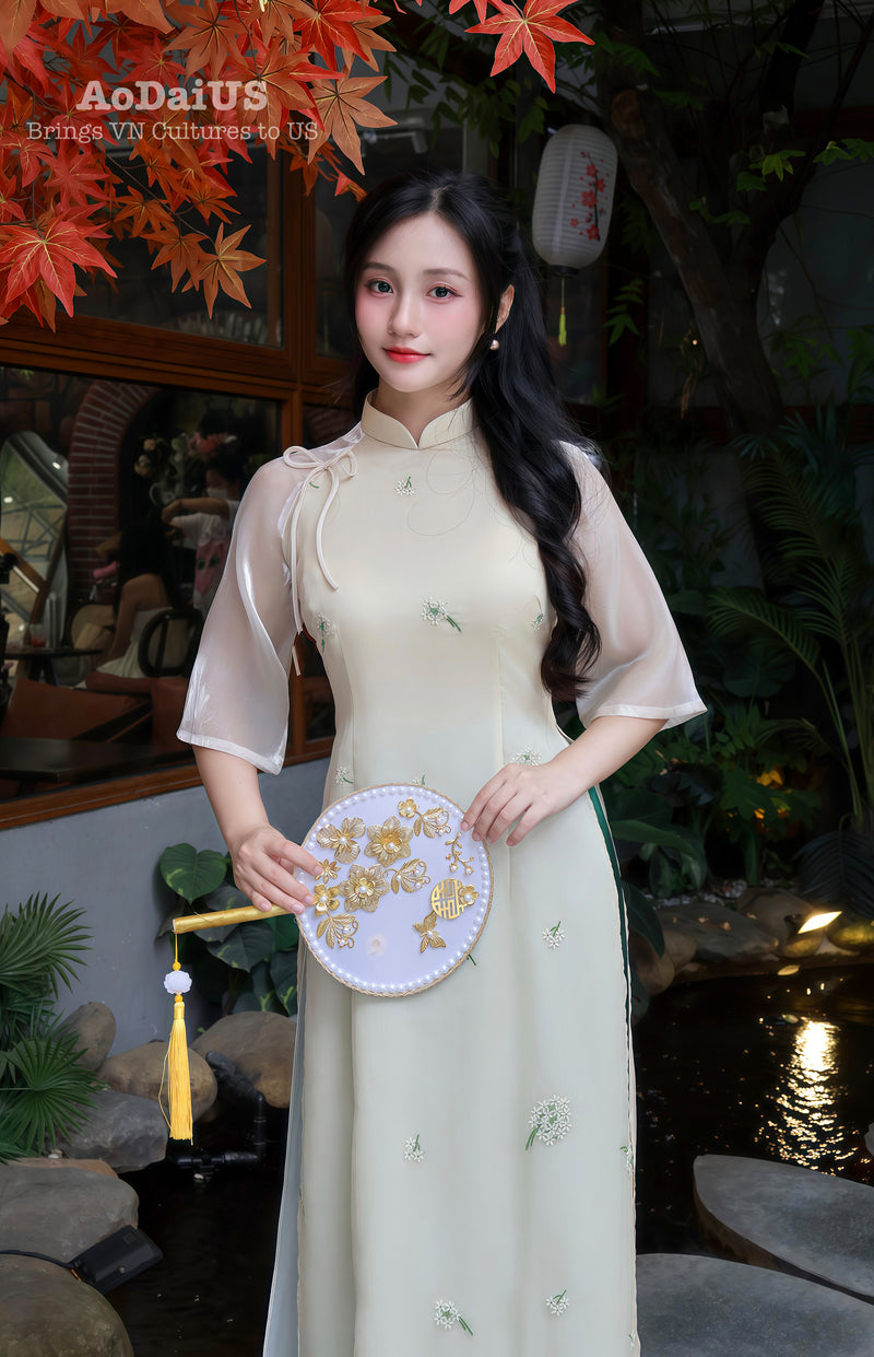 Serene Charm Cream Modern Vietnamese Ao Dai Set B31