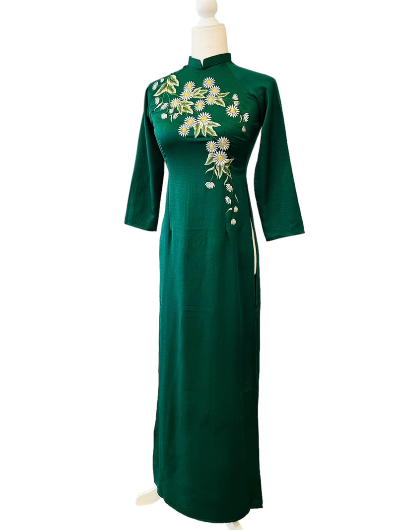 Pre-made Green Embroireded Vietnamese Ao Dai For Women | Ao Dai Viet Nam | Áo Dài Truyền Thống D18