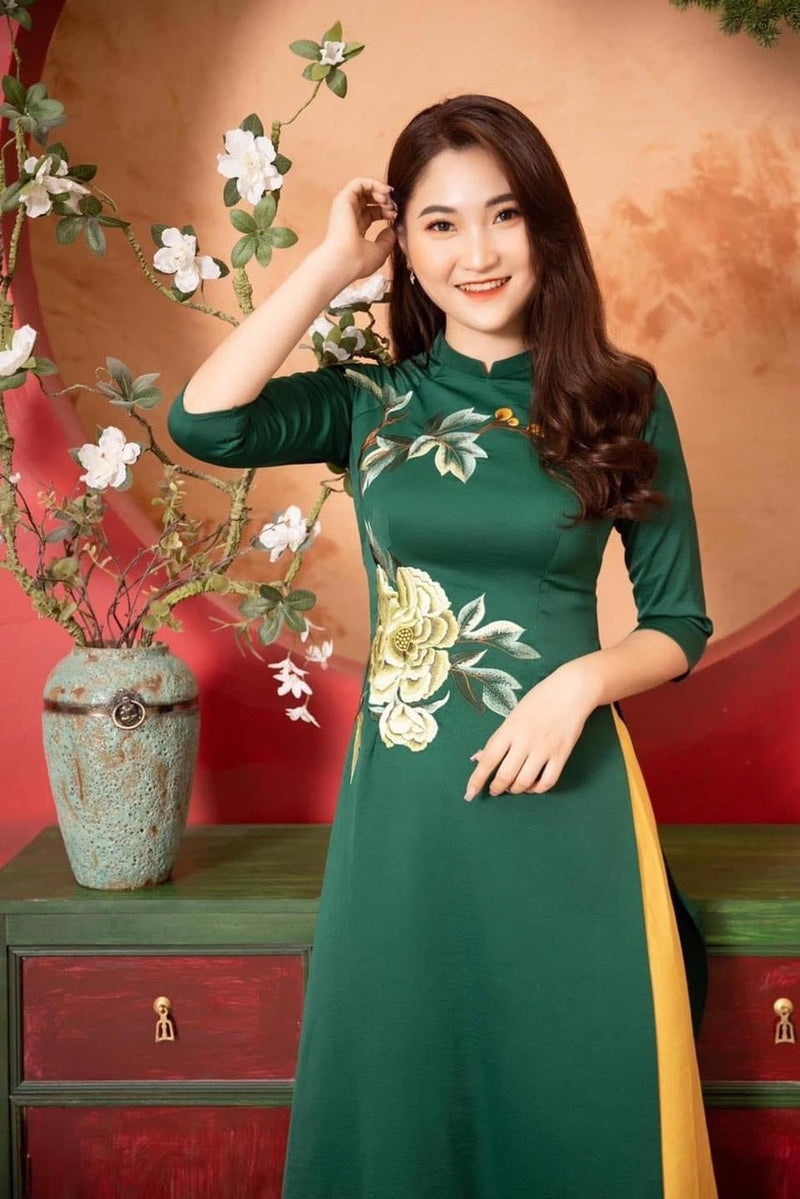 Pre-made Green Embroireded Vietnamese Ao Dai For Women | Ao Dai Viet Nam | Áo Dài Truyền Thống C29