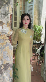Green Modern Vietnamese Ao Dai | Áo Dài Thiên Thanh