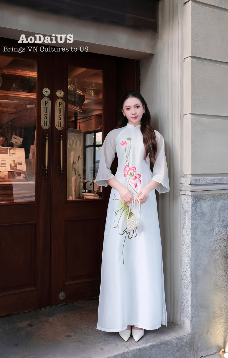 Pure Lotus Blossom Modern Vietnamese Ao Dai Set
