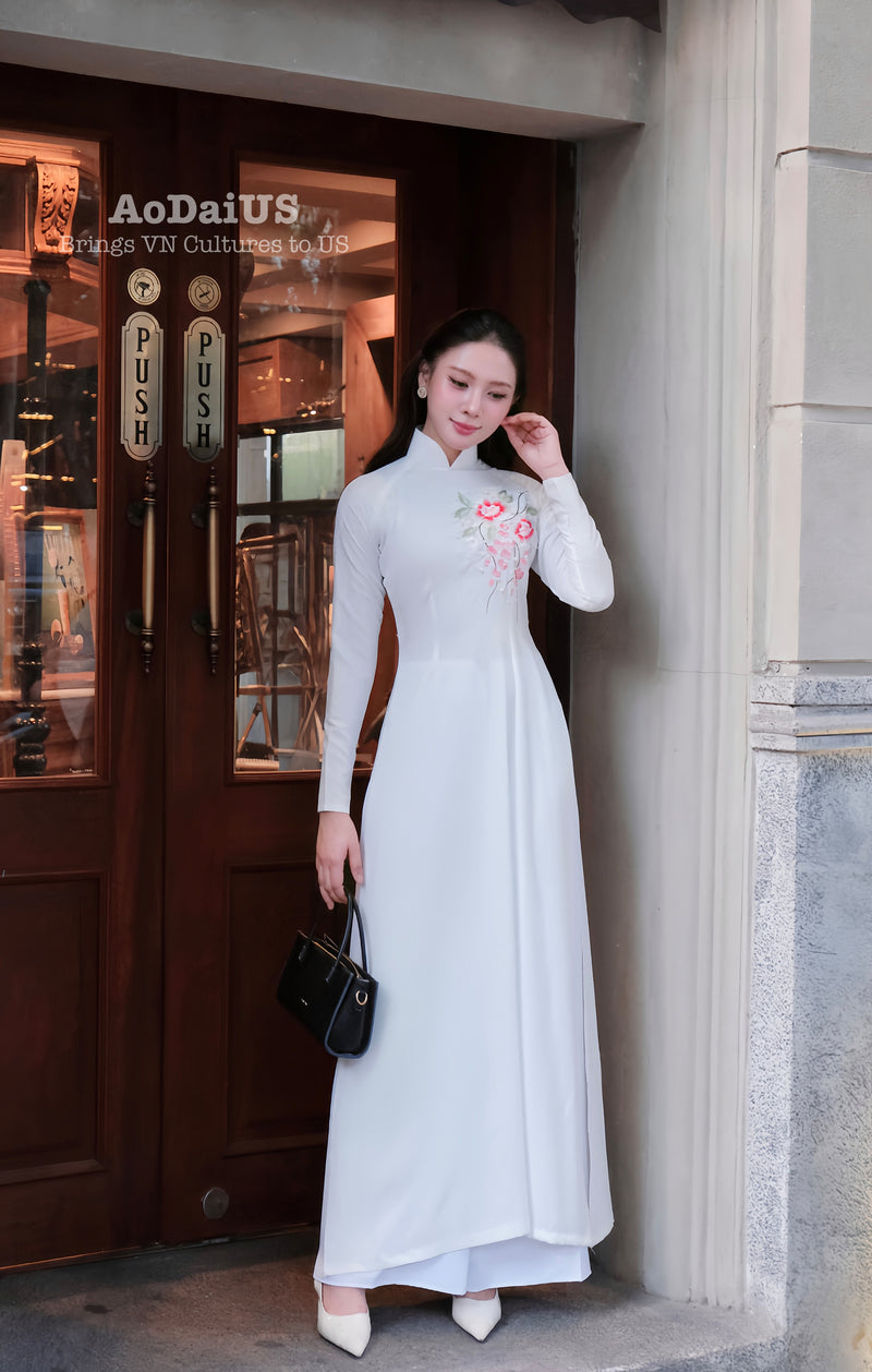 Dao Hoa Traditional Vietnamese Ao Dai Set