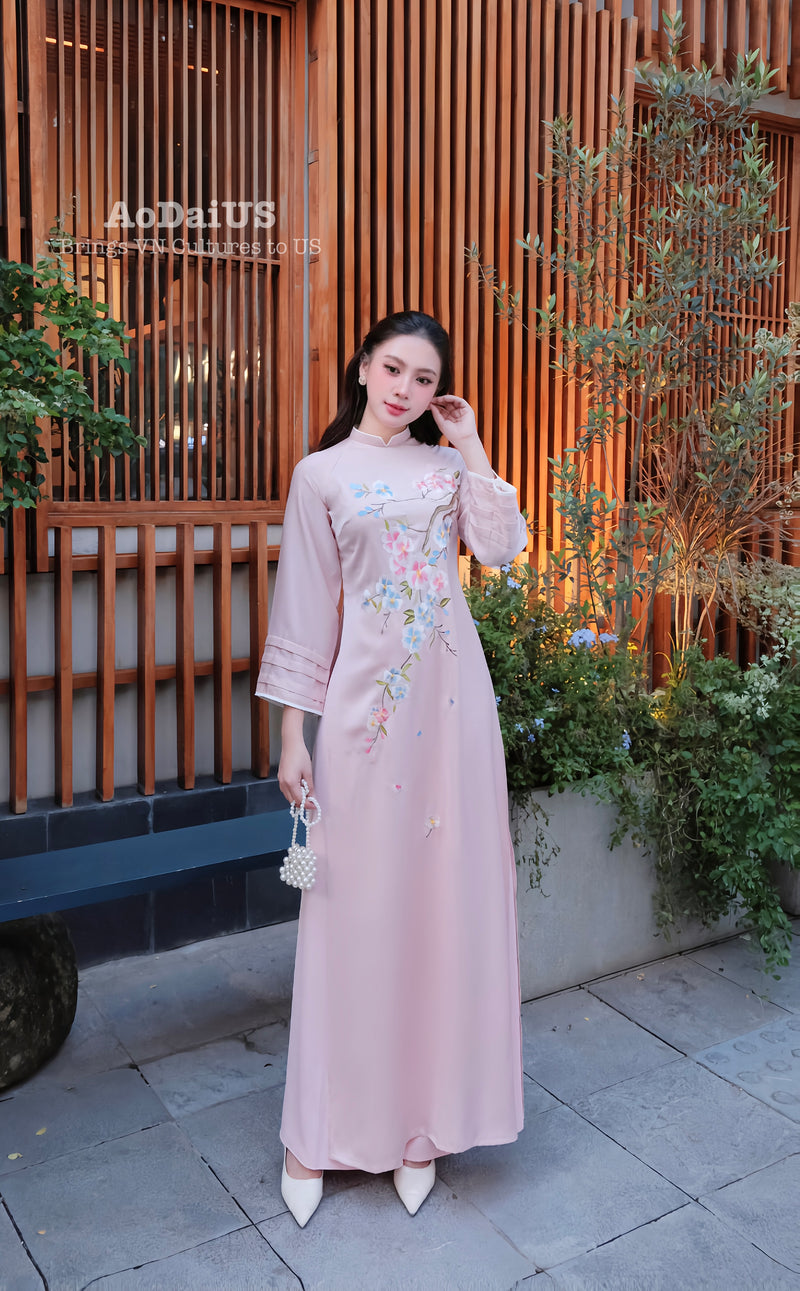Xuân Thanh Modern Vietnamese Ao Dai Set