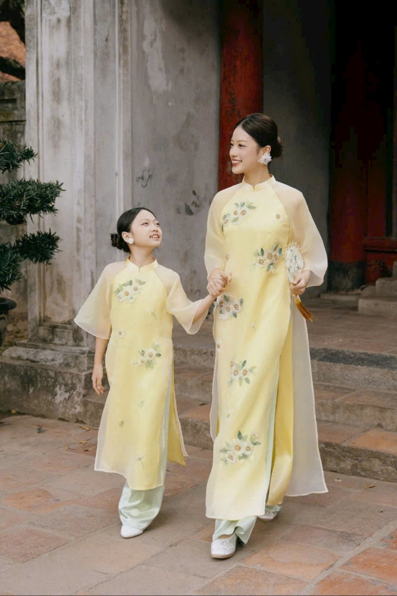 Yellow Floral Sparkle Modern Ao Dai | Matching Ao Dai Mom & Daughter | Áo Dài Đôi Mẹ Và Bé | Ao Dai Tet 2025