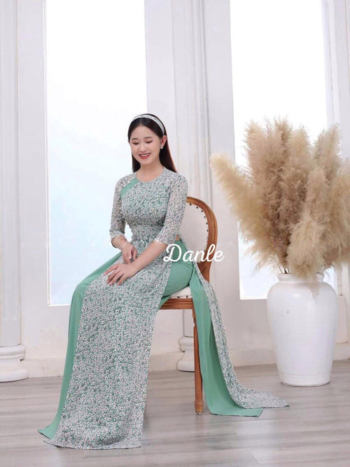 Vietnamese Traditional Dress