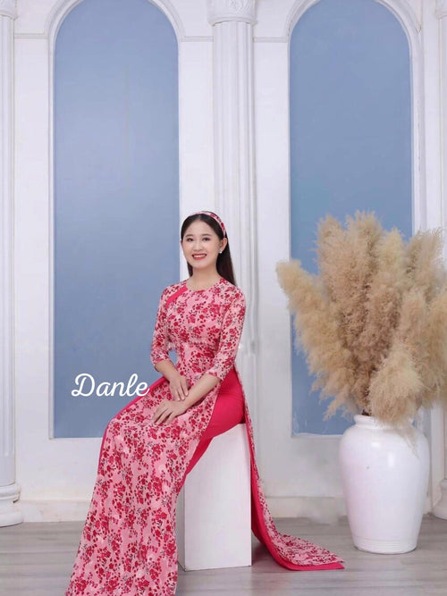 Vietnamese Traditional Dress
