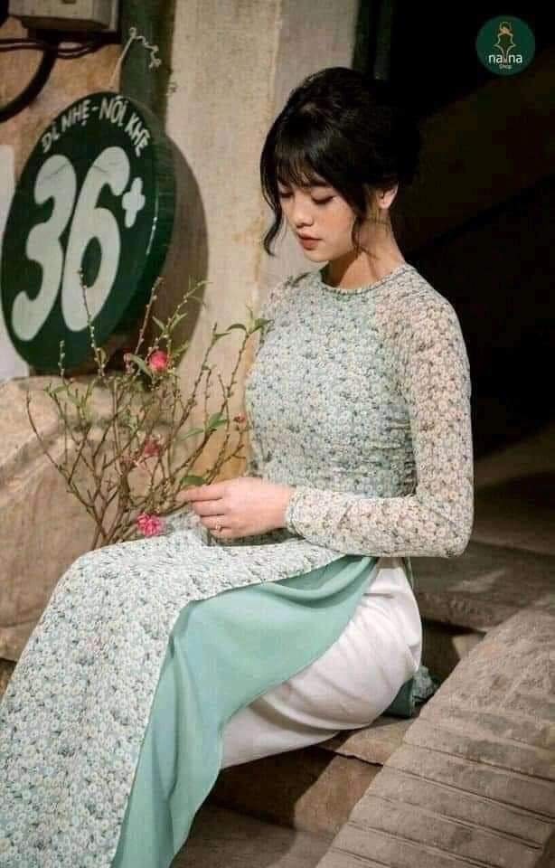 Traditional Dress | Mini Floral Ao Dai For Women | Áo Dài Truyền Thống